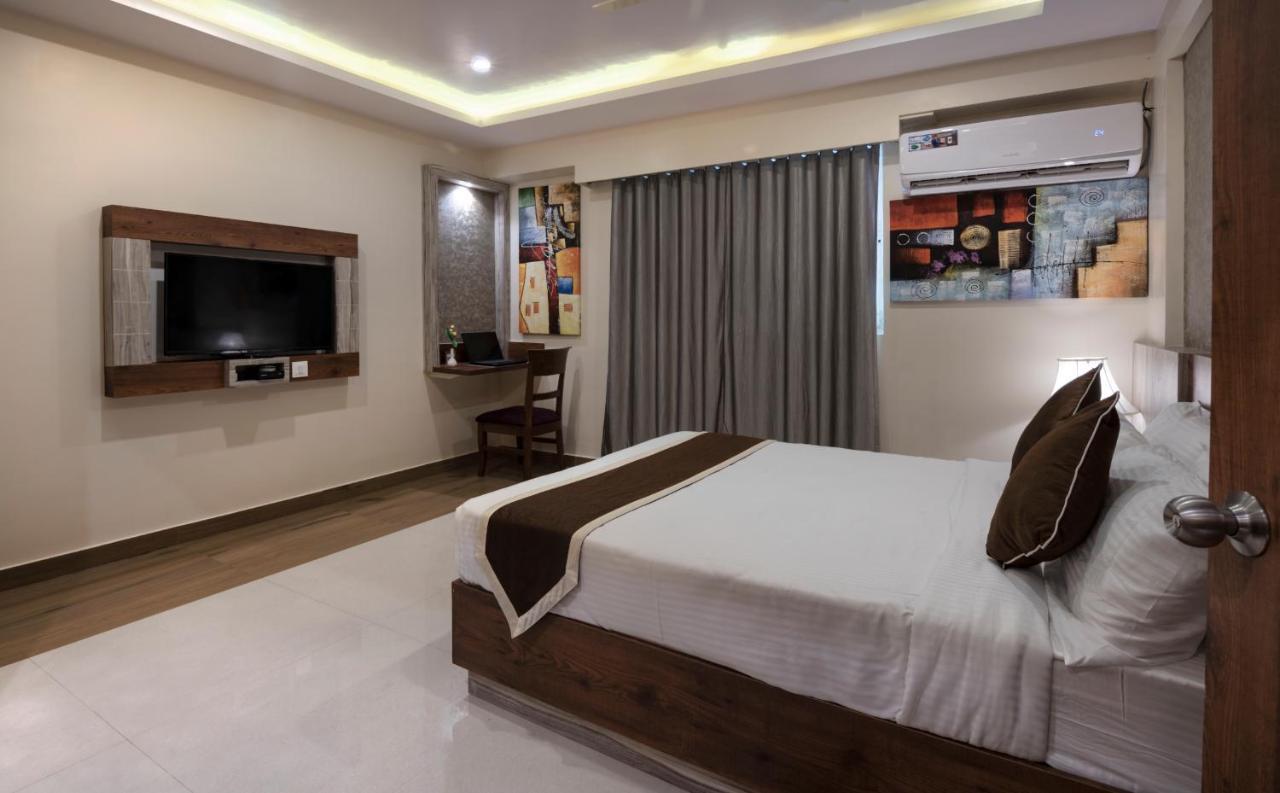 Hotel Monarch International Bangalore Eksteriør bilde