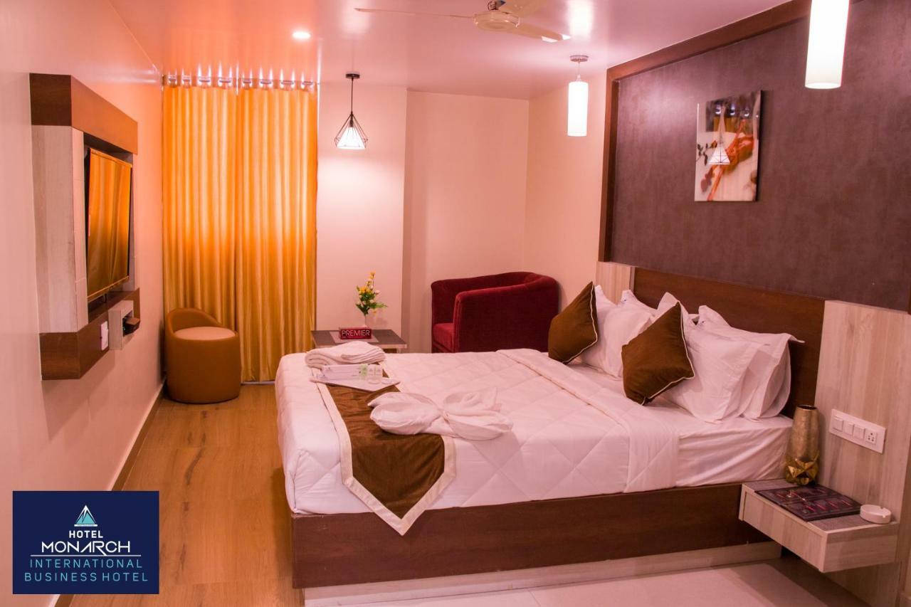 Hotel Monarch International Bangalore Eksteriør bilde