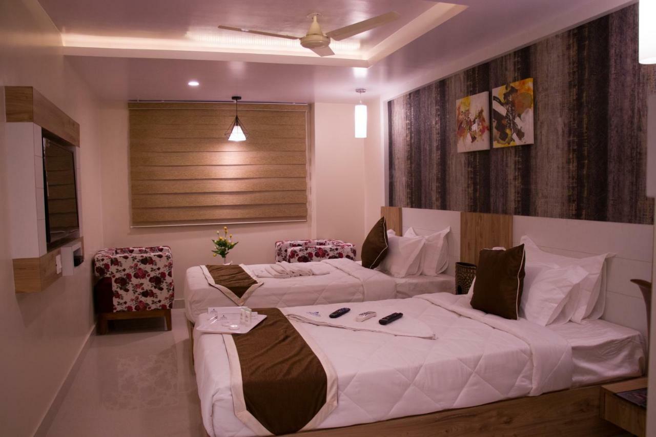 Hotel Monarch International Bangalore Eksteriør bilde