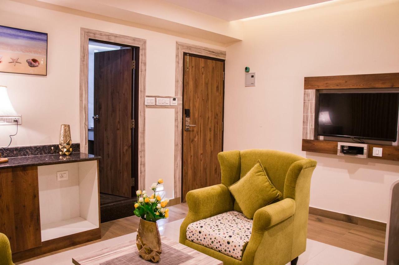 Hotel Monarch International Bangalore Eksteriør bilde